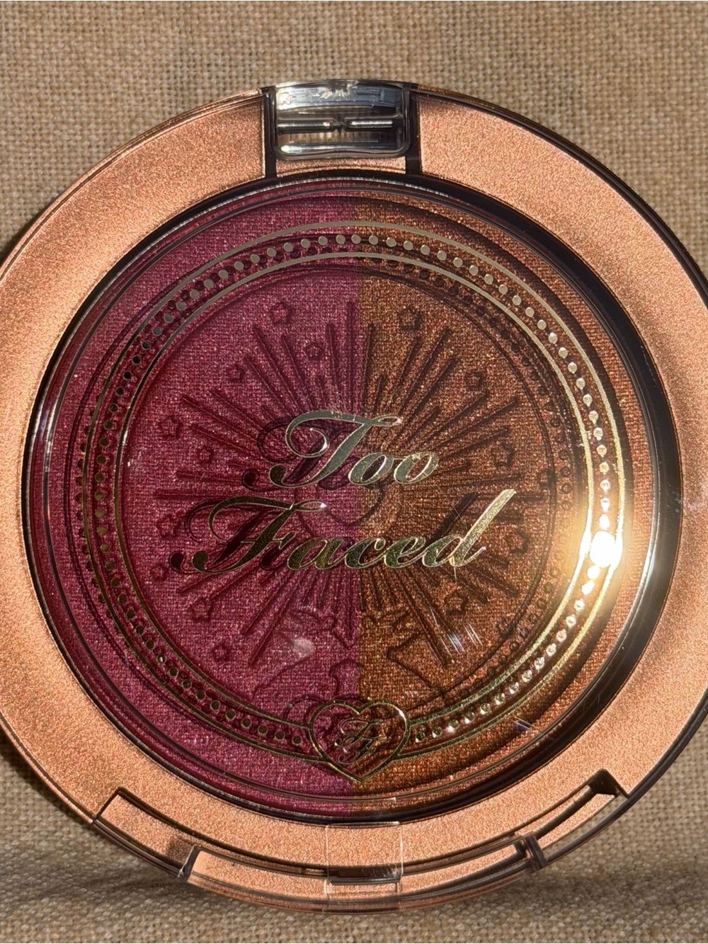NIB~ Too Faced Sun Bunny Bronzer Palette - Fuchsia Bunny - Picture 5 of 6